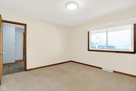 8101 Eaton Court Indianapolis IN 46239
