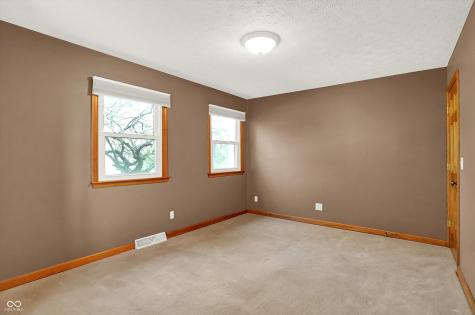 8101 Eaton Court Indianapolis IN 46239