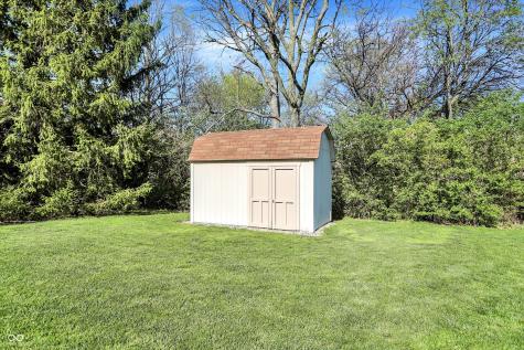 8101 Eaton Court Indianapolis IN 46239