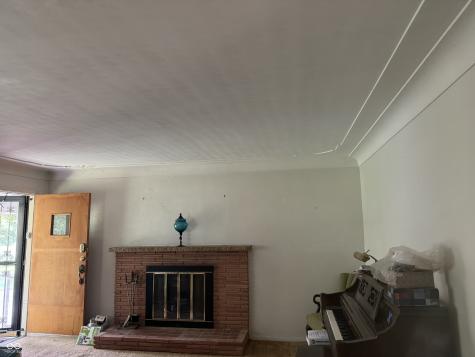 335 Woodhill Drive Indianapolis IN 46227