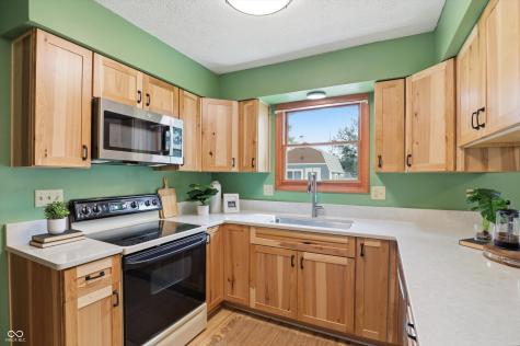 209 Bayview Drive Cicero IN 46034