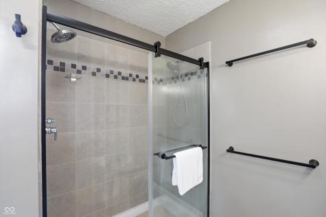 209 Bayview Drive Cicero IN 46034