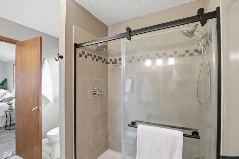 209 Bayview Drive Cicero IN 46034