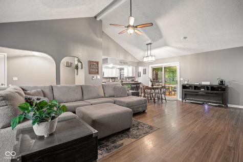 211 Hillview Drive Jamestown IN 46147