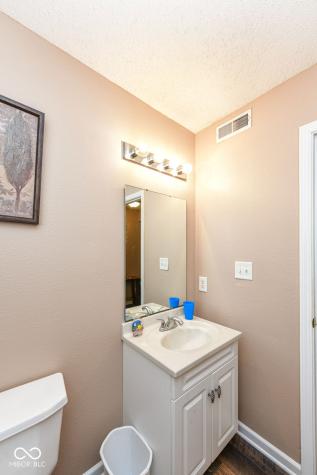 532 Bridgestone Drive Indianapolis IN 46231
