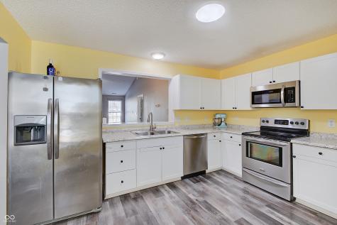 252 N Odell Street Brownsburg IN 46112