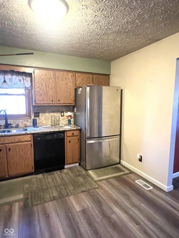 633 Delray Drive Indianapolis IN 46241