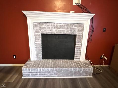 633 Delray Drive Indianapolis IN 46241
