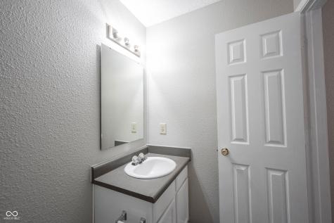 12632 Endurance Drive Fishers IN 46037