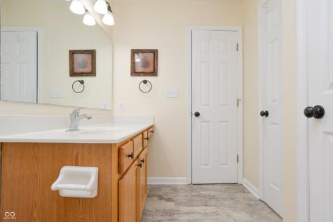 1222 Estuary Drive Indianapolis IN 46217
