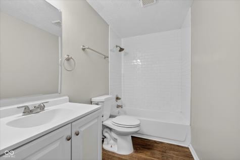10322 Starview Drive Indianapolis IN 46229