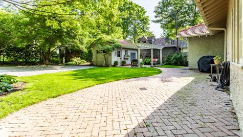 930 E 57th Street Indianapolis IN 46220