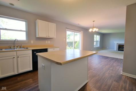 5262 Bogey Drive Indianapolis IN 46235