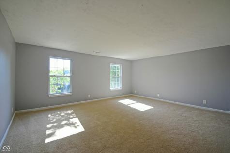 5262 Bogey Drive Indianapolis IN 46235