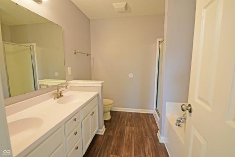 5262 Bogey Drive Indianapolis IN 46235