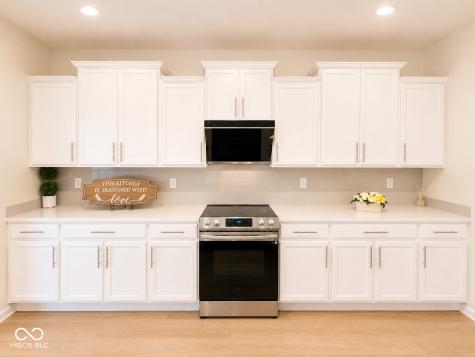 5872 Wintersweet Lane Whitestown IN 46075