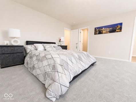 5872 Wintersweet Lane Whitestown IN 46075