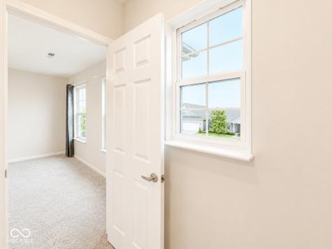 5872 Wintersweet Lane Whitestown IN 46075