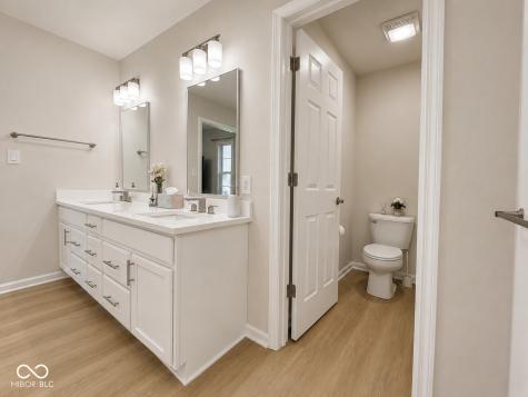 5872 Wintersweet Lane Whitestown IN 46075