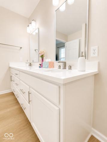 5872 Wintersweet Lane Whitestown IN 46075