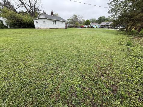 1822 Englewood Drive Indianapolis IN 46219
