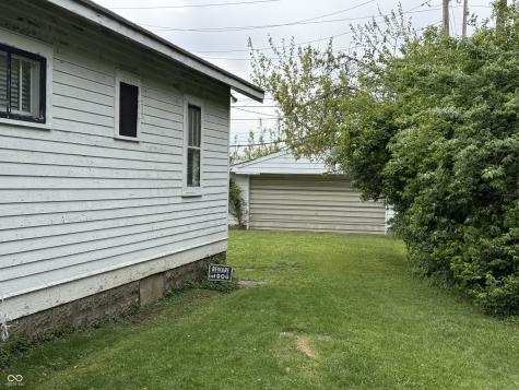 1822 Englewood Drive Indianapolis IN 46219