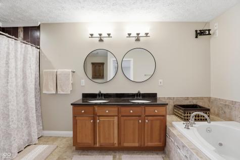 9878 Soaring Eagle Lane Fishers IN 46055