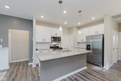 6465 Wasco Drive Whitestown IN 46075