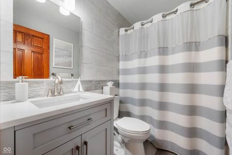 1227 Pendle Hill Avenue Pendleton IN 46064