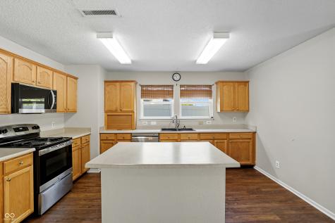 12890 Old Glory Drive Fishers IN 46037