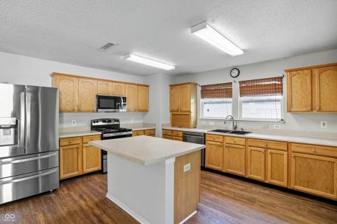 12890 Old Glory Drive Fishers IN 46037