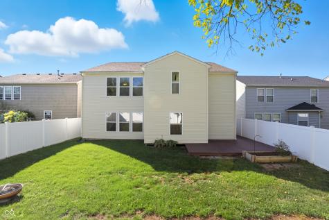 12890 Old Glory Drive Fishers IN 46037
