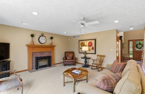 4841 Ariane Trail Columbus IN 47201