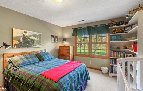 4841 Ariane Trail Columbus IN 47201