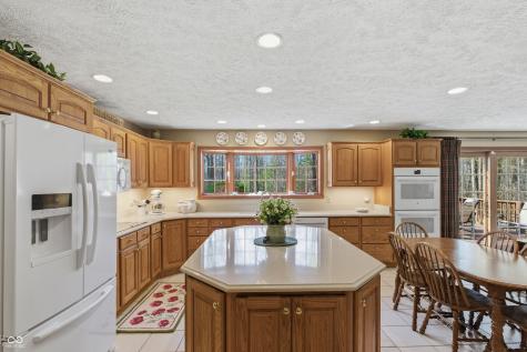 4841 Ariane Trail Columbus IN 47201
