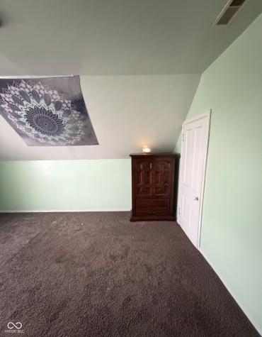 364 W 1650 N Summitville IN 46070