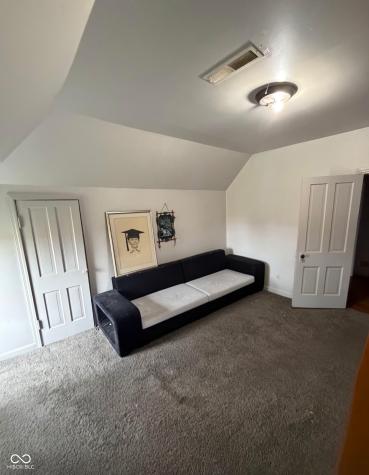 364 W 1650 N Summitville IN 46070