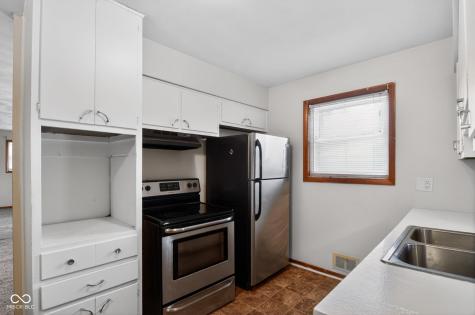 5941 Winston Drive Indianapolis IN 46226