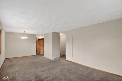 5941 Winston Drive Indianapolis IN 46226