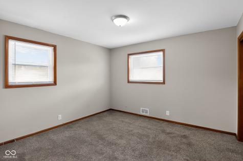 5941 Winston Drive Indianapolis IN 46226