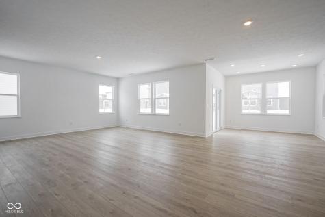 7600 Fallsworth Drive Avon IN 46123