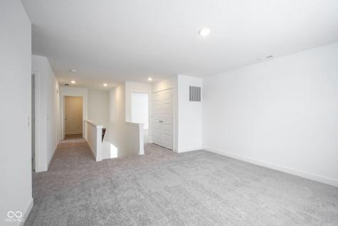 7600 Fallsworth Drive Avon IN 46123