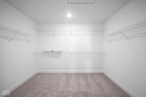 7600 Fallsworth Drive Avon IN 46123