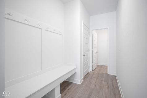 7600 Fallsworth Drive Avon IN 46123