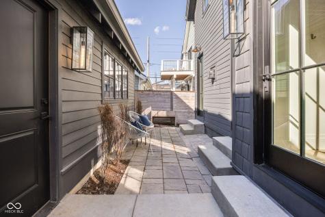 954 Stillwell Street Indianapolis IN 46202