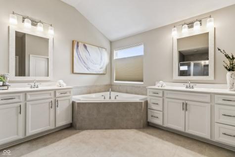 14983 Cantor Chase Crossing Fishers IN 46040