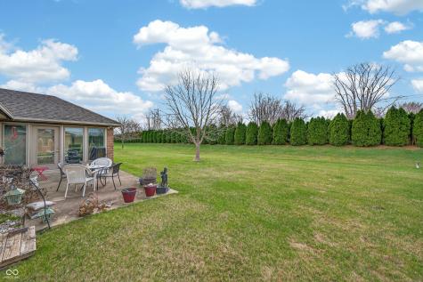 5147 E Hyde Court Columbus IN 47203