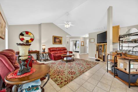 5147 E Hyde Court Columbus IN 47203