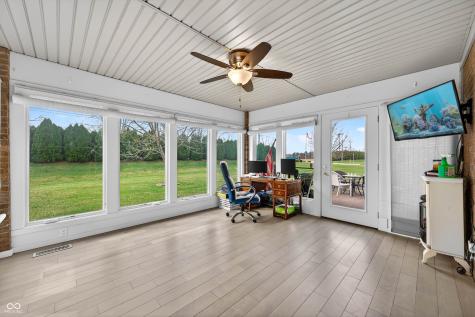5147 E Hyde Court Columbus IN 47203
