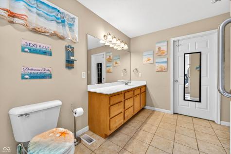 5147 E Hyde Court Columbus IN 47203